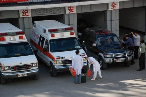 岫岩满族自治县救护车转院